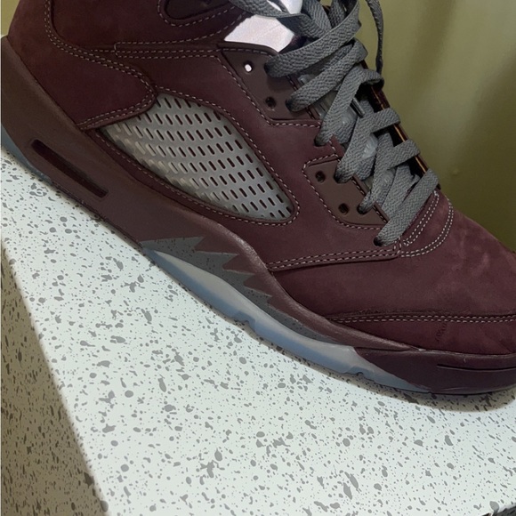 Different Colors - Picture 2 of 3